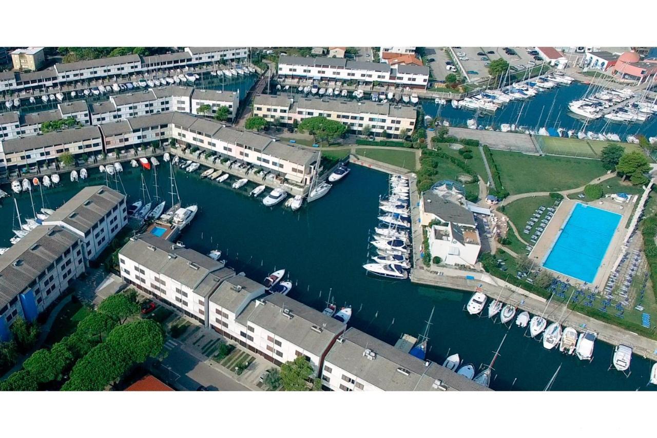 Isola Terramare Apartment Линяно Сабиадоро Екстериор снимка