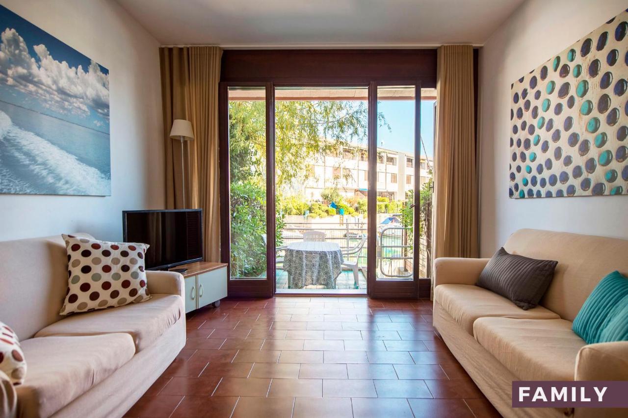 Isola Terramare Apartment Линяно Сабиадоро Екстериор снимка